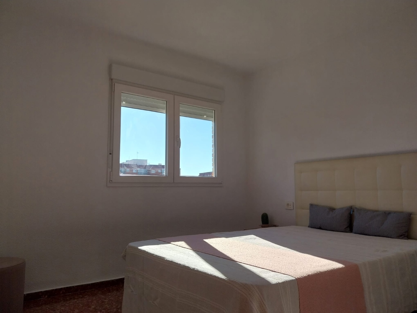 Bonita vivienda exterior en EL Bulevar Sur_Valencia
