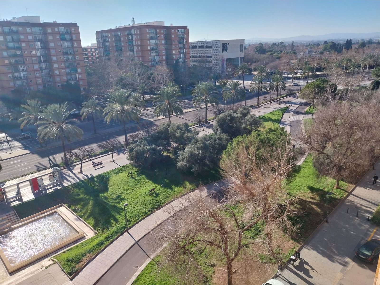 Bonita vivienda exterior en EL Bulevar Sur_Valencia