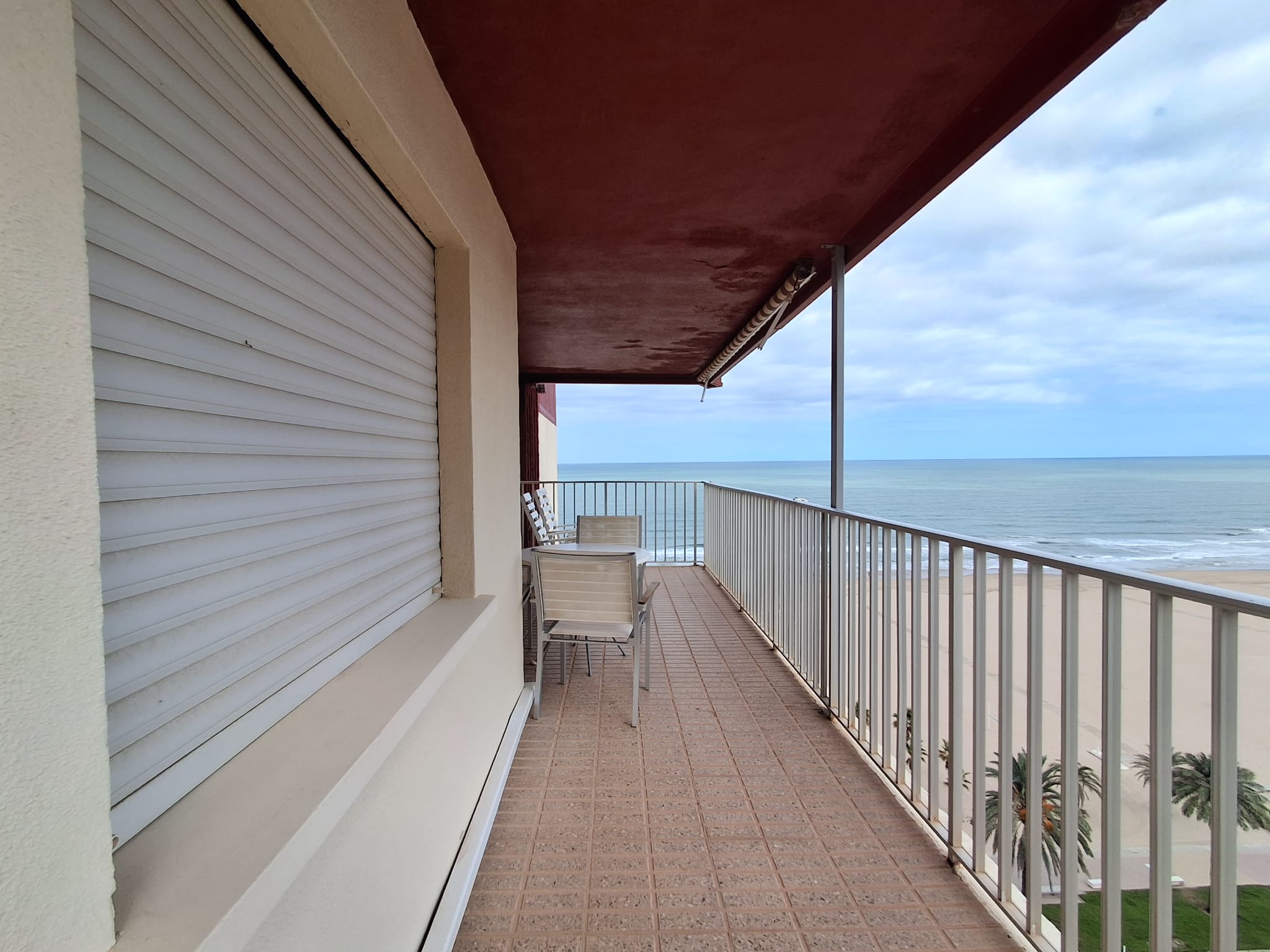 Apartamento en primera línea de playa en GANDIA_València, con plaza de garaje!