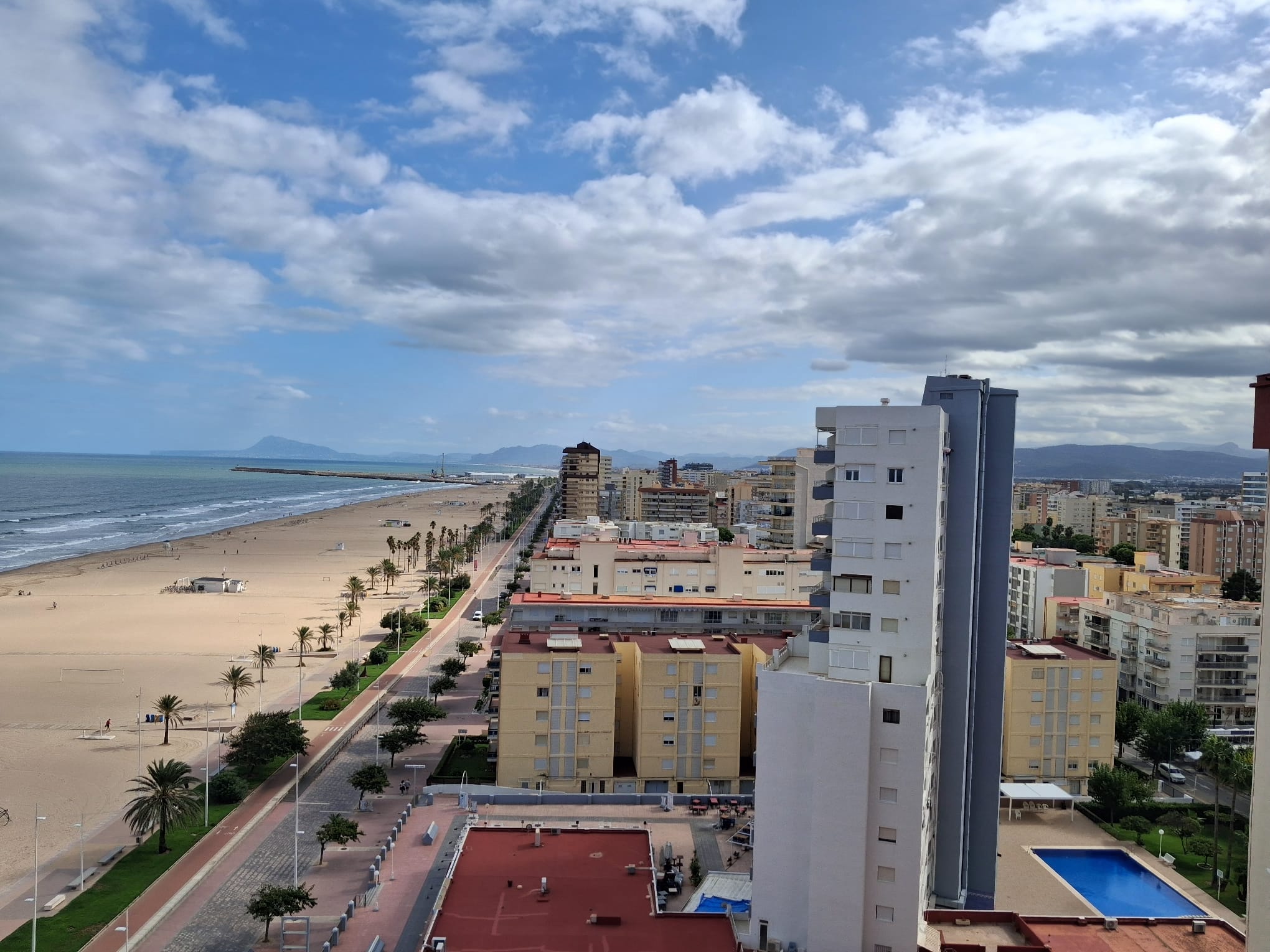 Apartamento en primera línea de playa en GANDIA_València, con plaza de garaje!