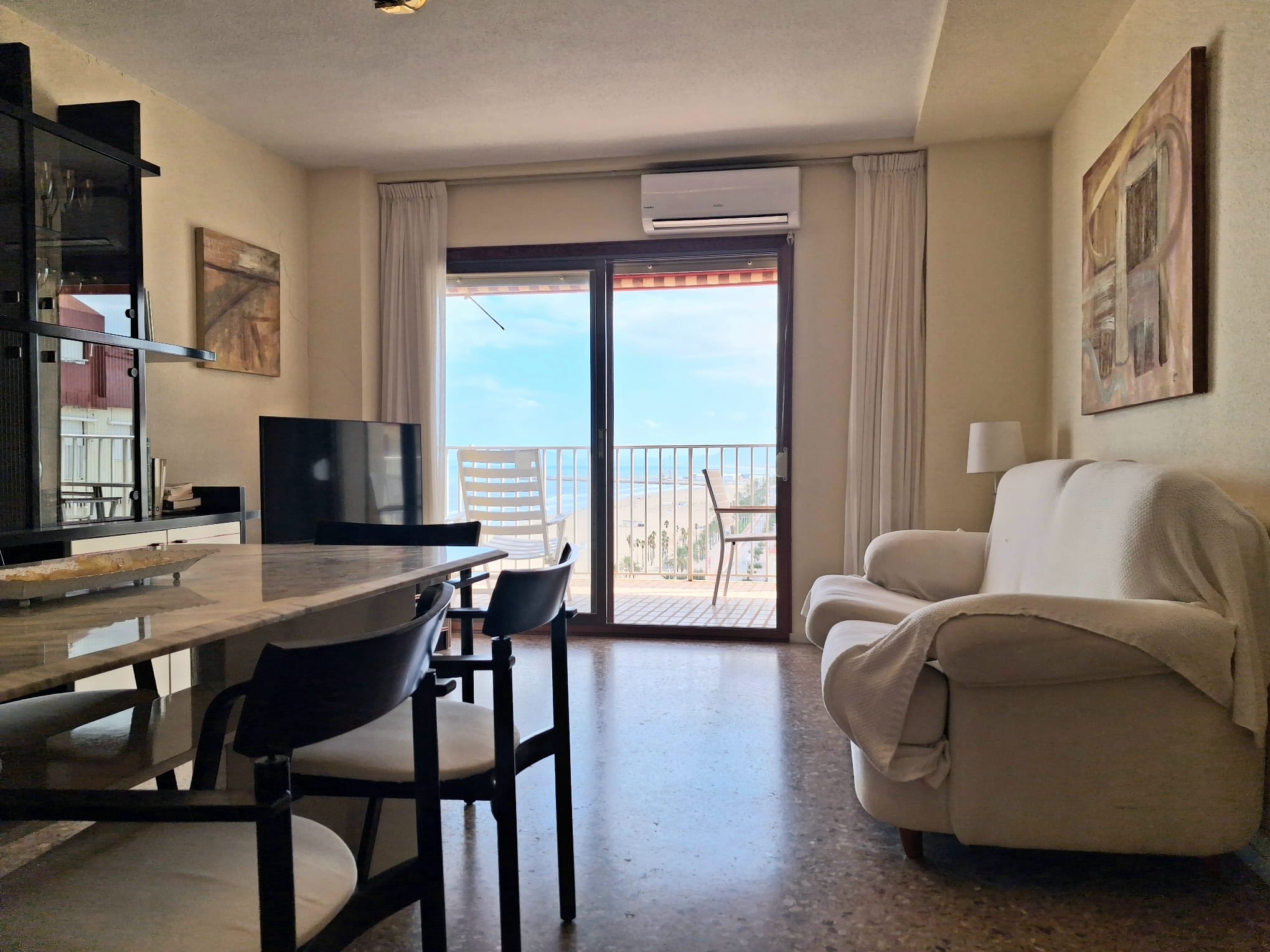 Apartamento en primera línea de playa en GANDIA_València, con plaza de garaje!