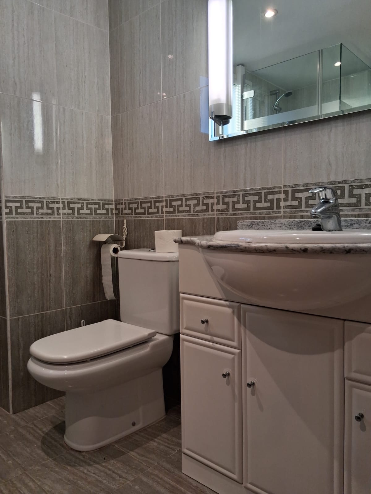  Amplio apartamento en primera línea de playa con plaza de garaje! El Puig de Santa María (Valencia)