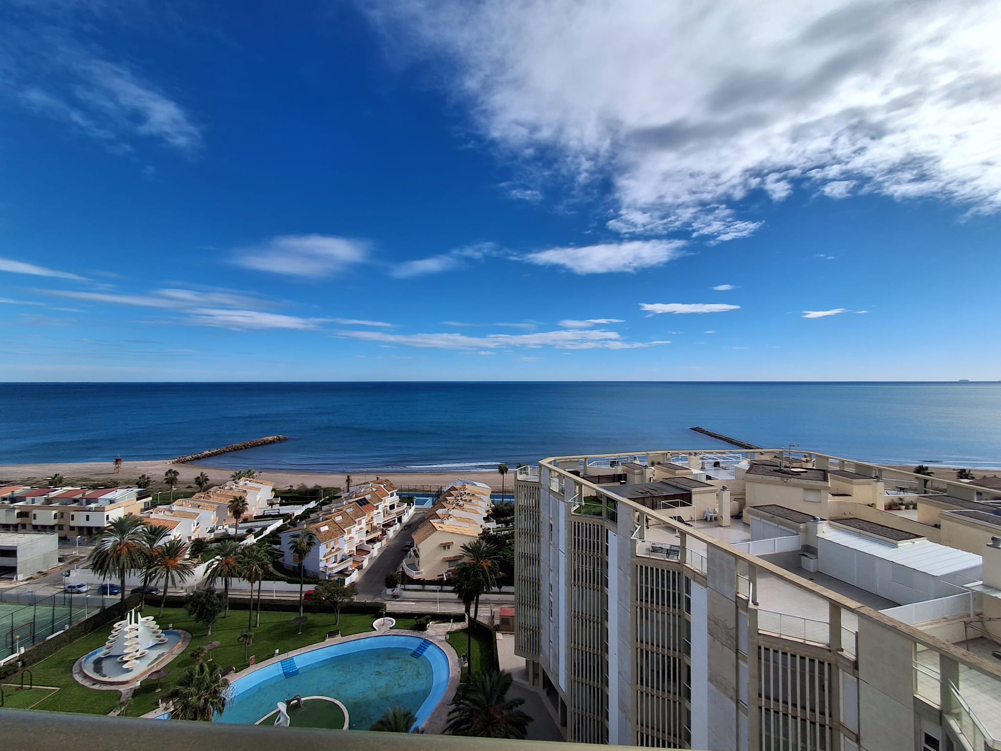  Amplio apartamento en primera línea de playa con plaza de garaje! El Puig de Santa María (Valencia)