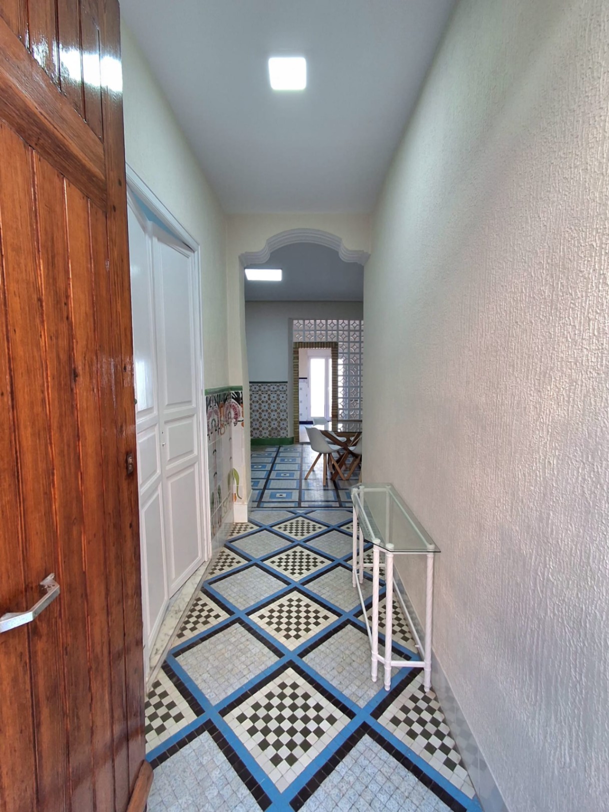 Bonita casa céntrica en Meliana a estrenar, con dos terrazas!!!
