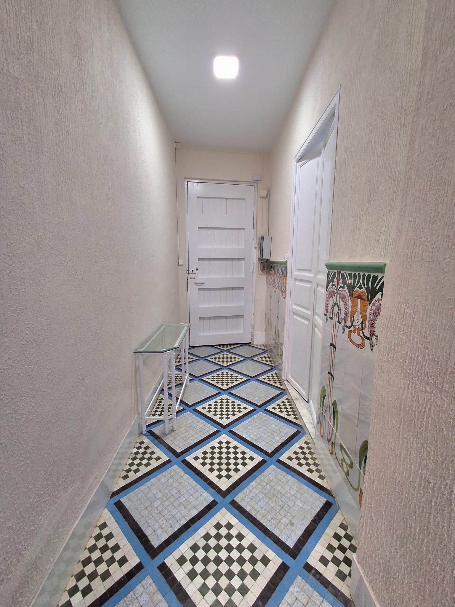 Bonita casa céntrica en Meliana a estrenar, con dos terrazas!!!