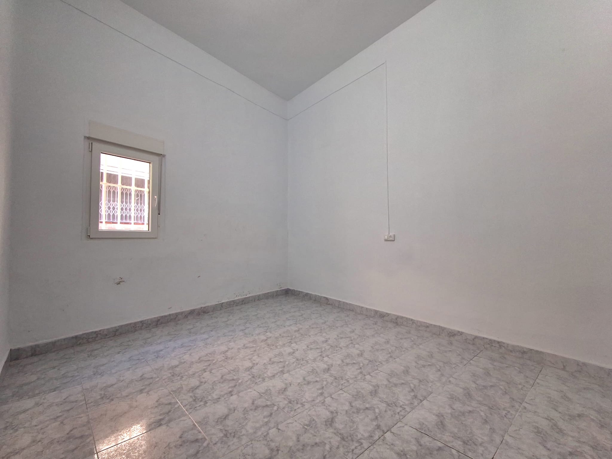 Bonita casa céntrica en Meliana a estrenar, con dos terrazas!!!