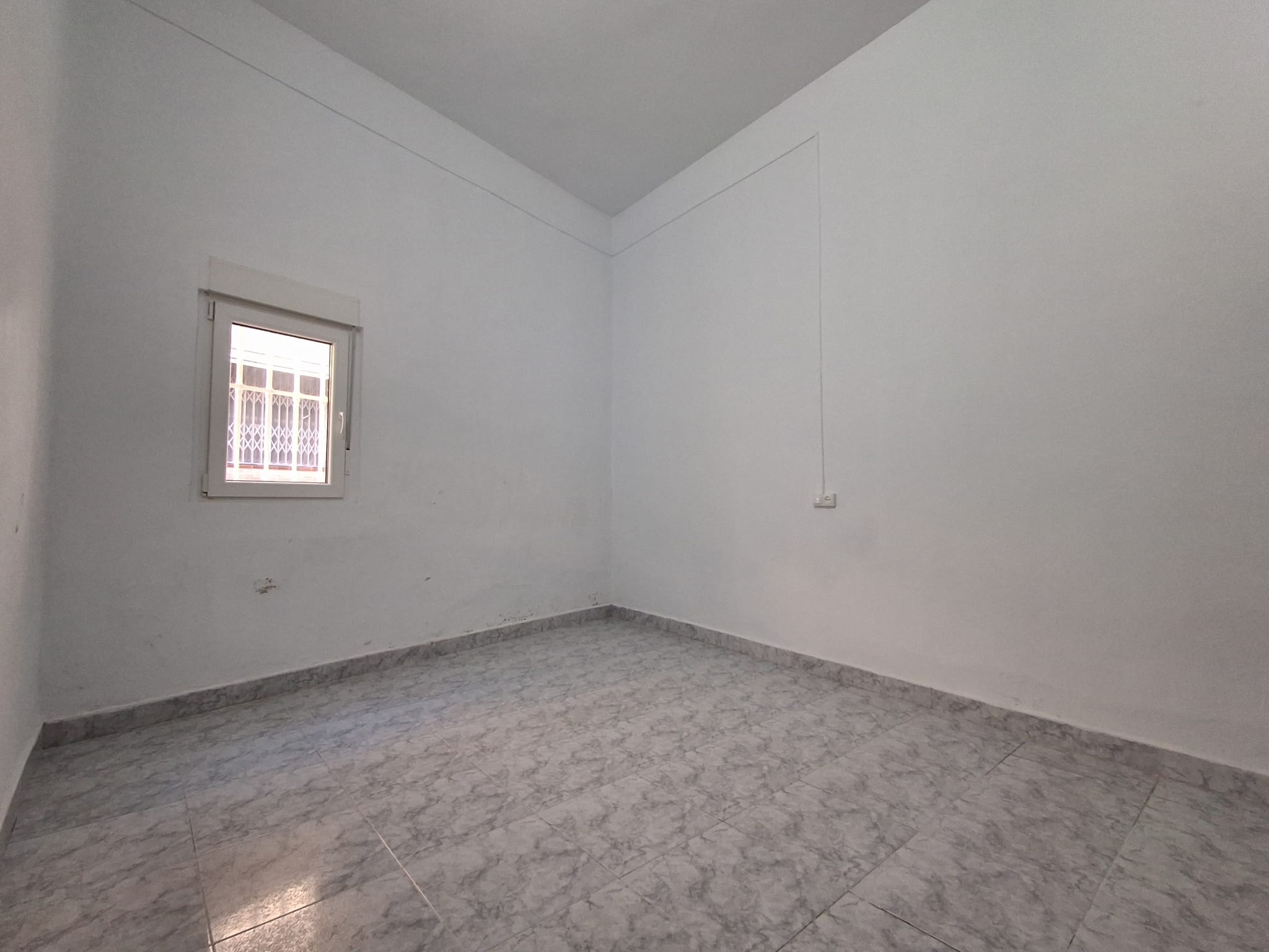 Bonita casa céntrica en Meliana a estrenar, con dos terrazas!!!