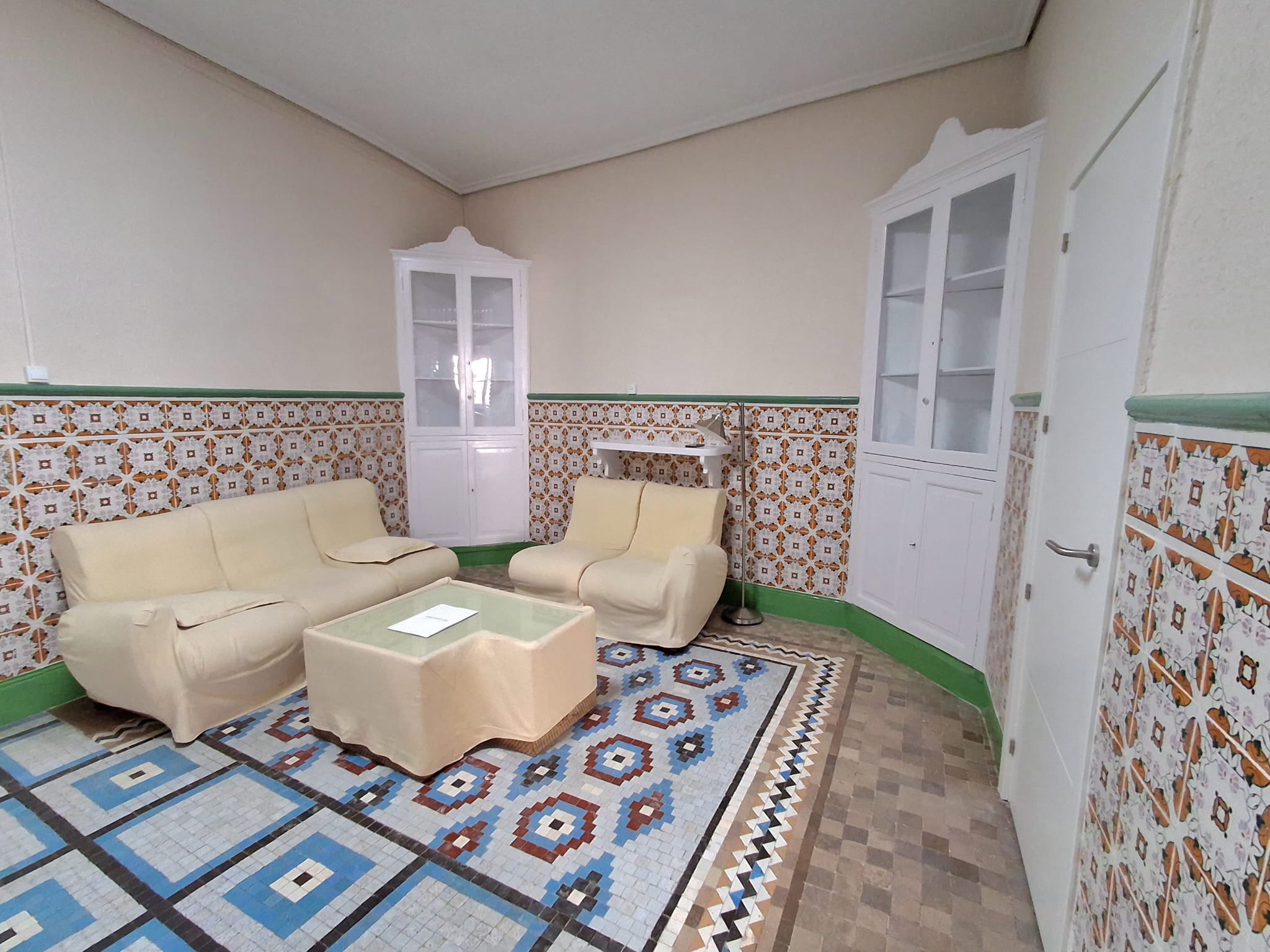 Bonita casa céntrica en Meliana a estrenar, con dos terrazas!!!