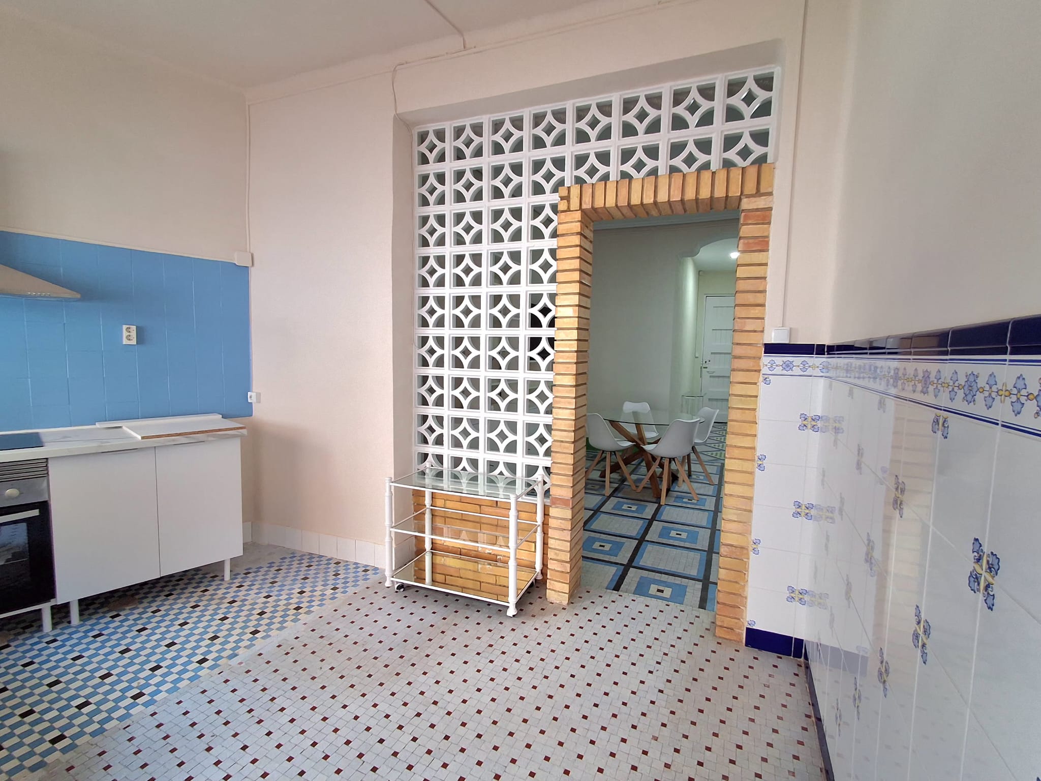 Bonita casa céntrica en Meliana a estrenar, con dos terrazas!!!