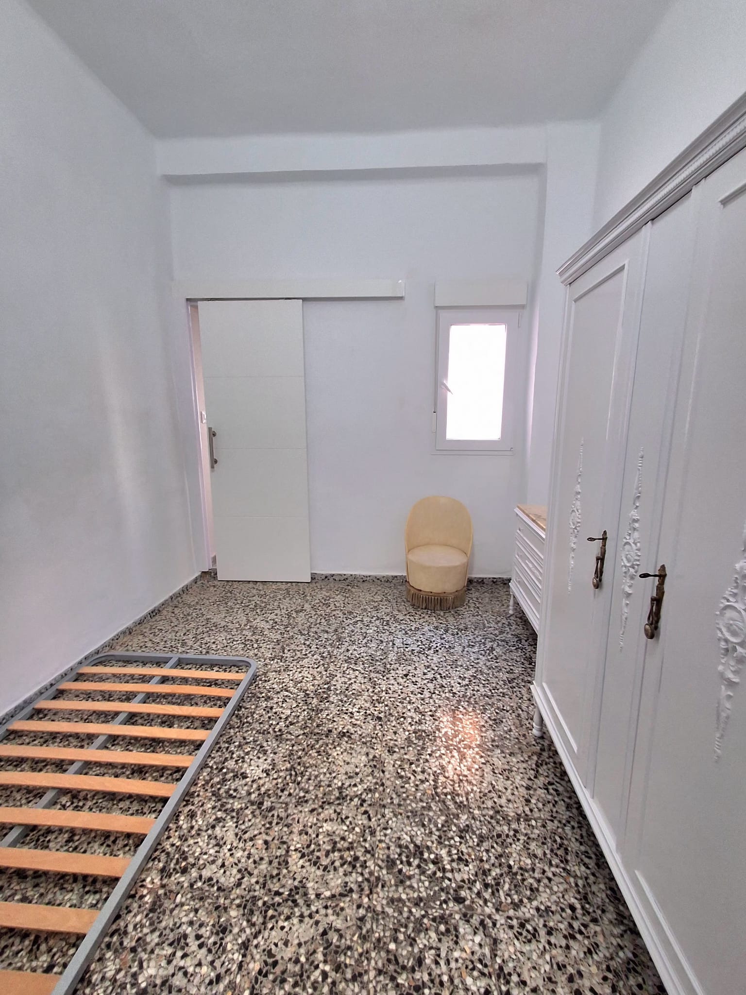Bonita casa céntrica en Meliana a estrenar, con dos terrazas!!!
