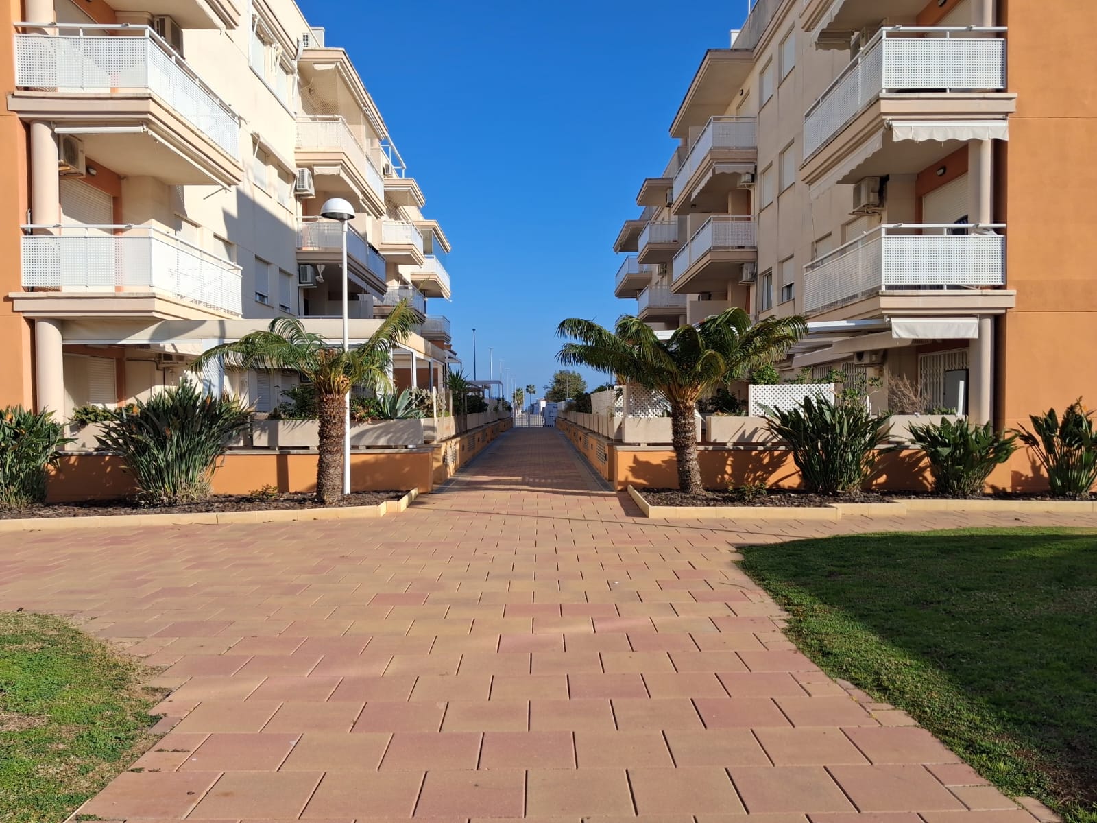 Precioso loft con vistas al mar EN PLAYA ALMENARA_Castellón, con plaza de garaje y trastero!