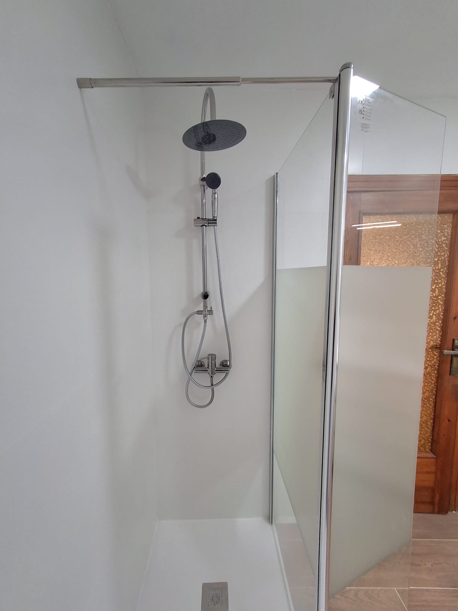En alquiler! bonita amplia y luminosa vivienda en el barrio de Nazaret, València!
