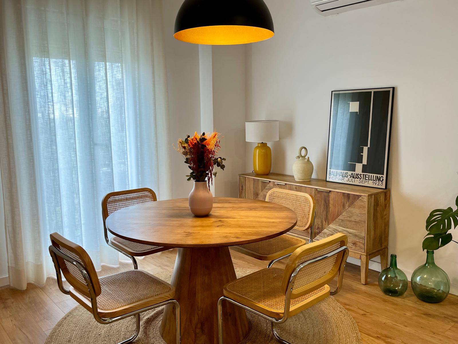 En alquiler, vivienda con bonitas vistas frente a las Torres de Serranos. València.