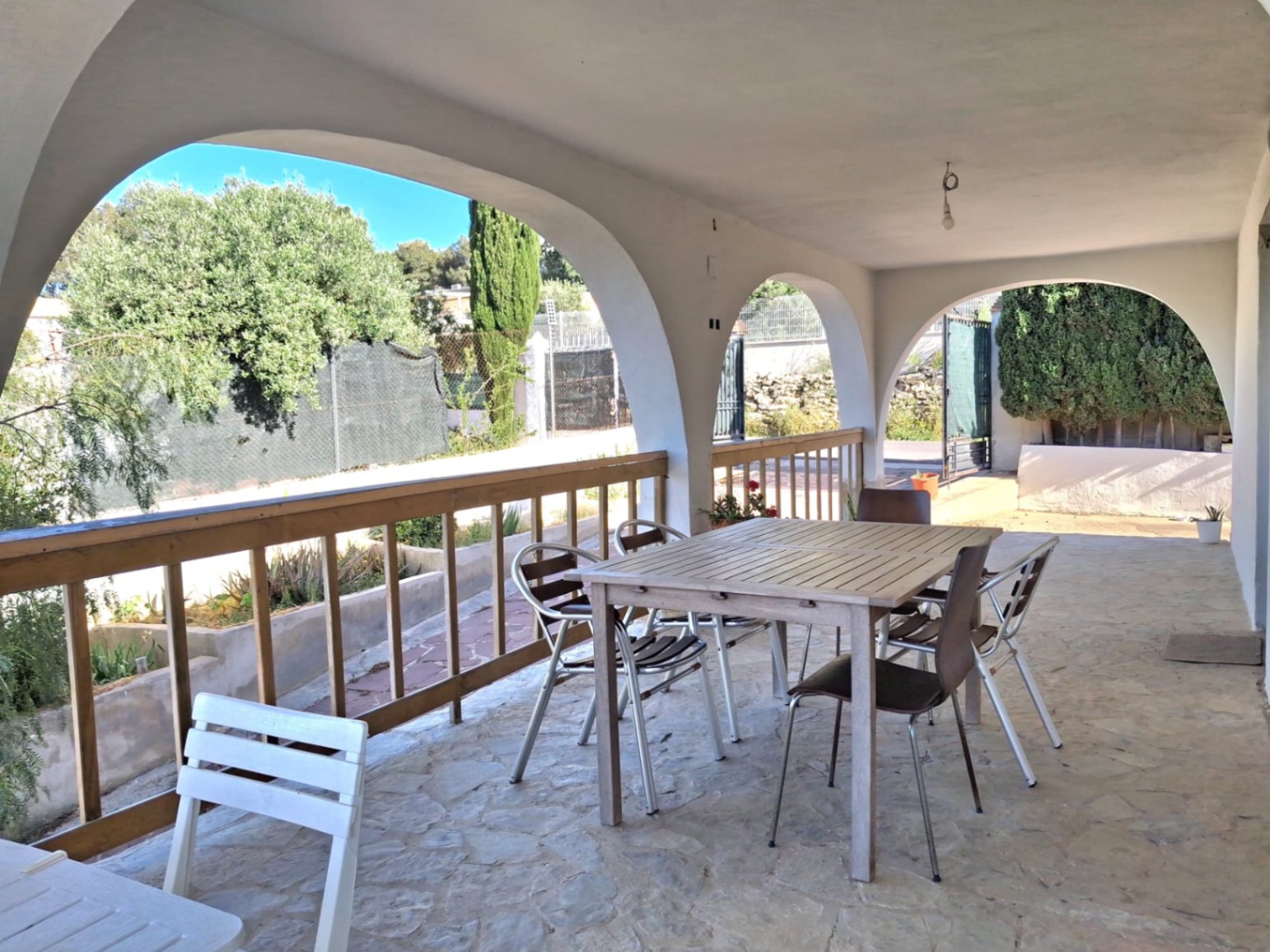 En alquiler, chalet con piscina en Montserrat (València), Urbanización Fuente-Manes.
