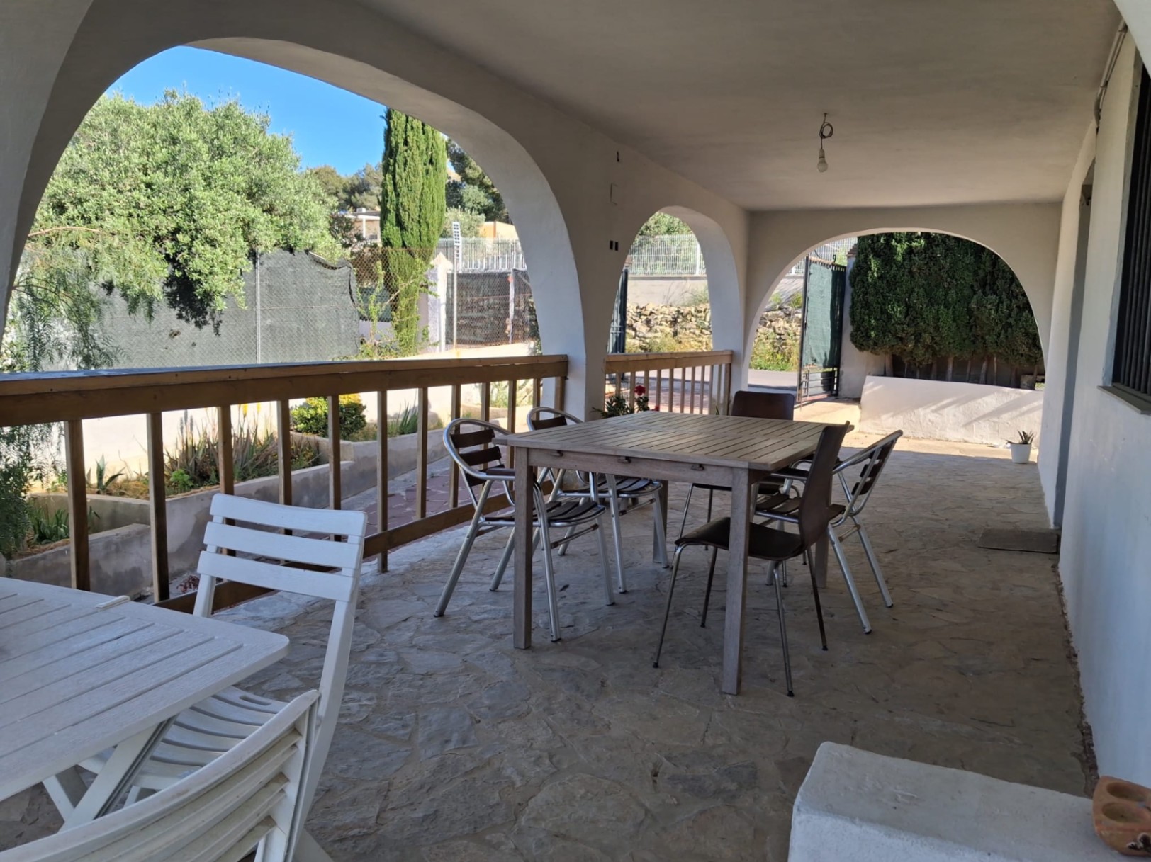 En alquiler, chalet con piscina en Montserrat (València), Urbanización Fuente-Manes.