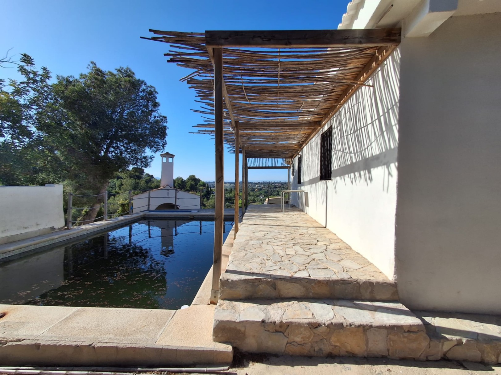 En alquiler, chalet con piscina en Montserrat (València), Urbanización Fuente-Manes.
