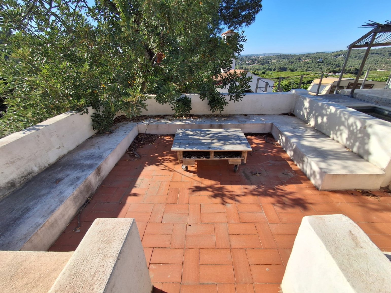 En alquiler, chalet con piscina en Montserrat (València), Urbanización Fuente-Manes.