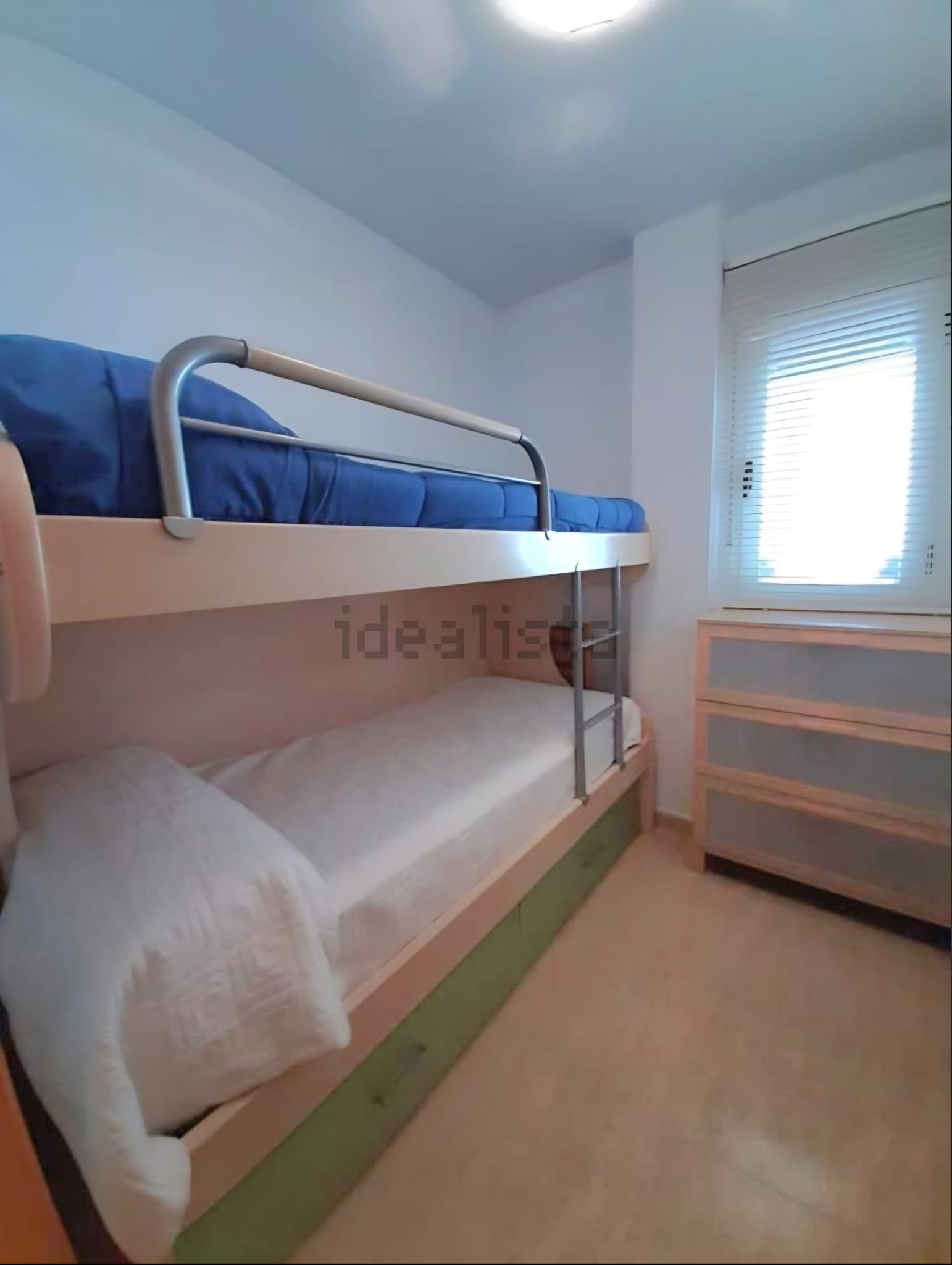 En alquiler, bonito apartamento con gran terraza y plaza de garaje en Mocofa_Castelló con plaza de garaje