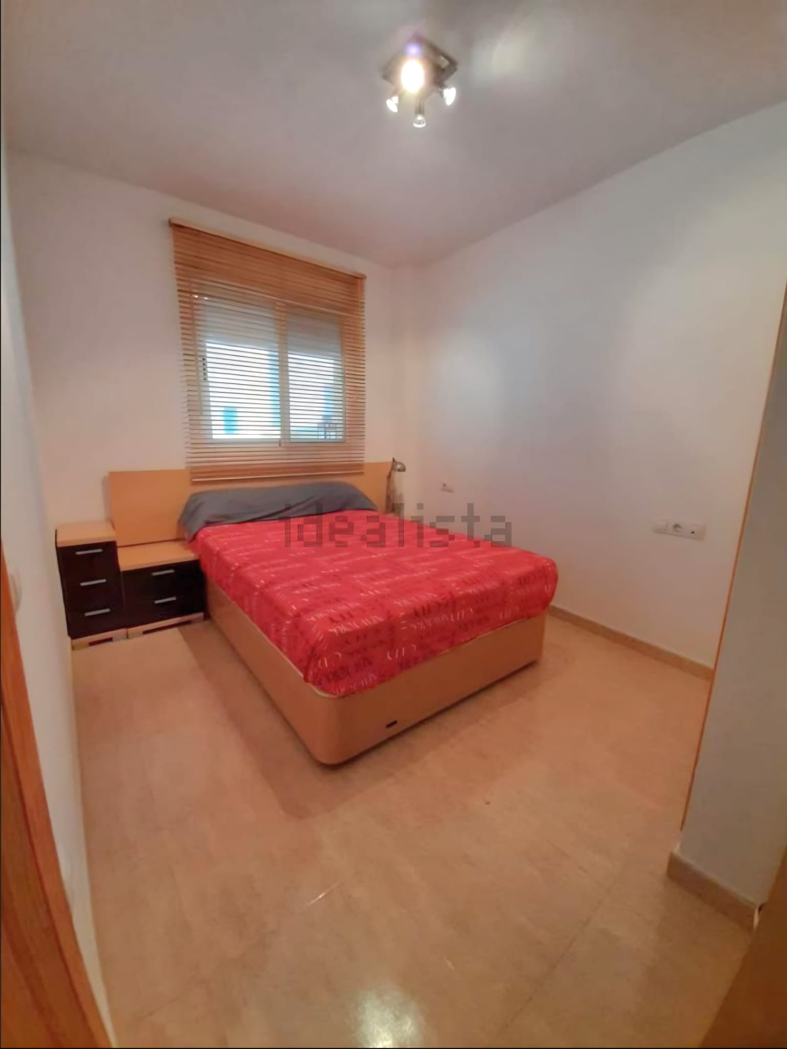 En alquiler, bonito apartamento con gran terraza y plaza de garaje en Mocofa_Castelló con plaza de garaje