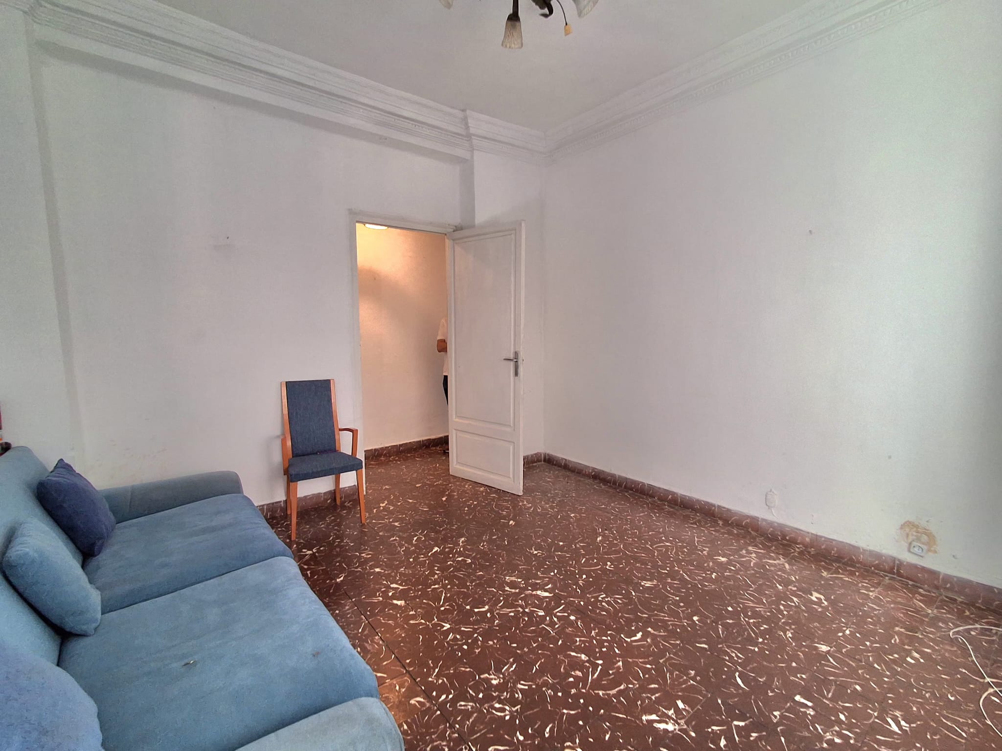 En Monteolivete, València, amplia y luminosa vivienda o con terraza !