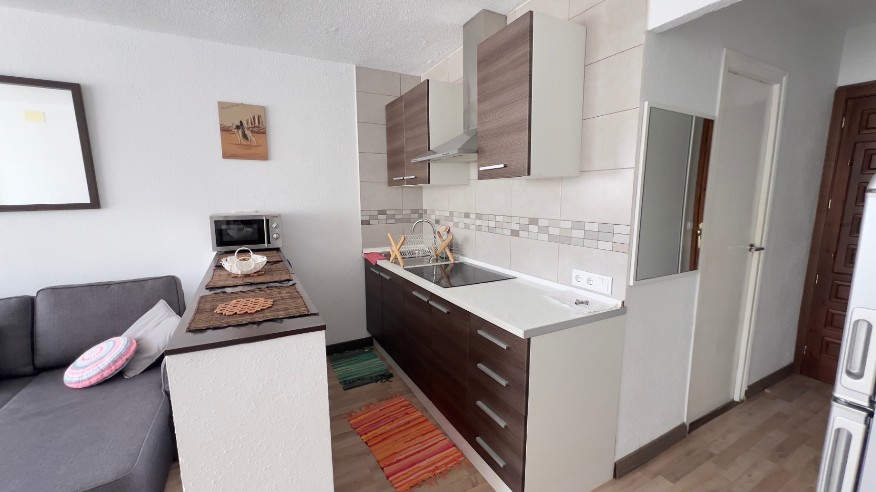 ESTUDIO EN L´ALBIR -L´Alfàs del PÍ, con piscina comunitaria.
