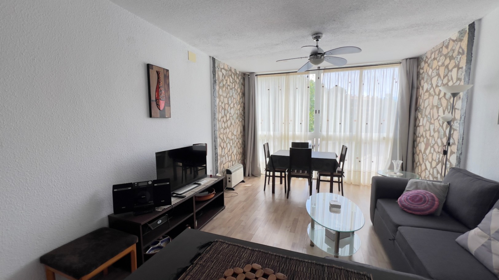 ESTUDIO EN L´ALBIR -L´Alfàs del PÍ, con piscina comunitaria.