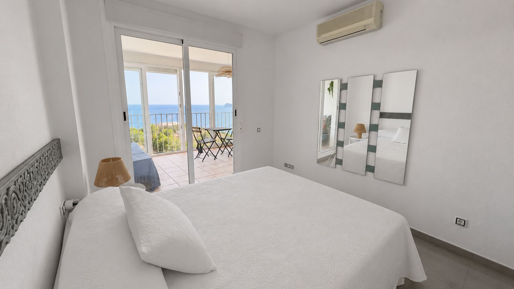 Precioso duplex con vistas al mar en Rincón de L´Oix Benidorm (Alicante)