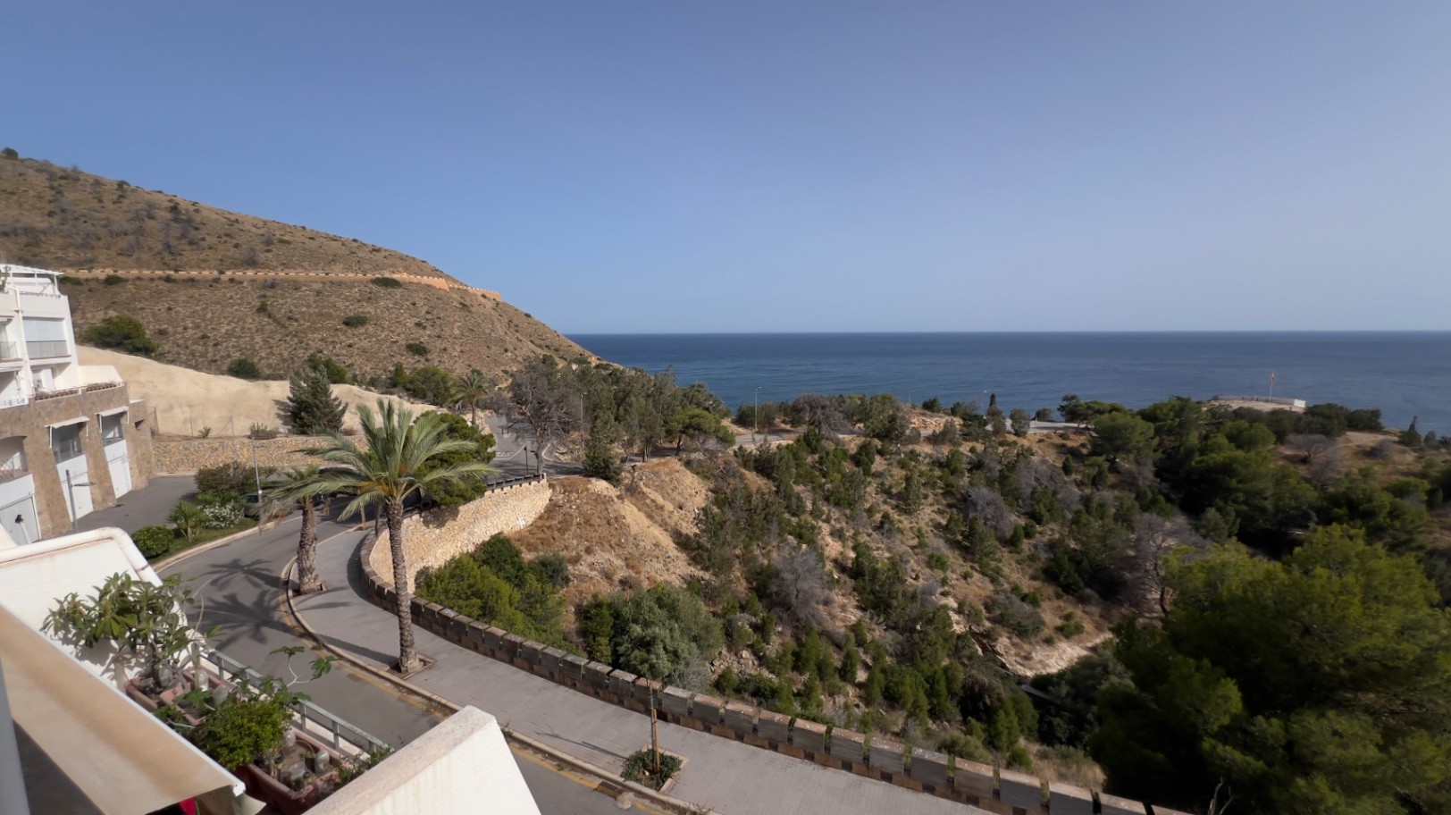 Precioso duplex con vistas al mar en Rincón de L´Oix Benidorm (Alicante)