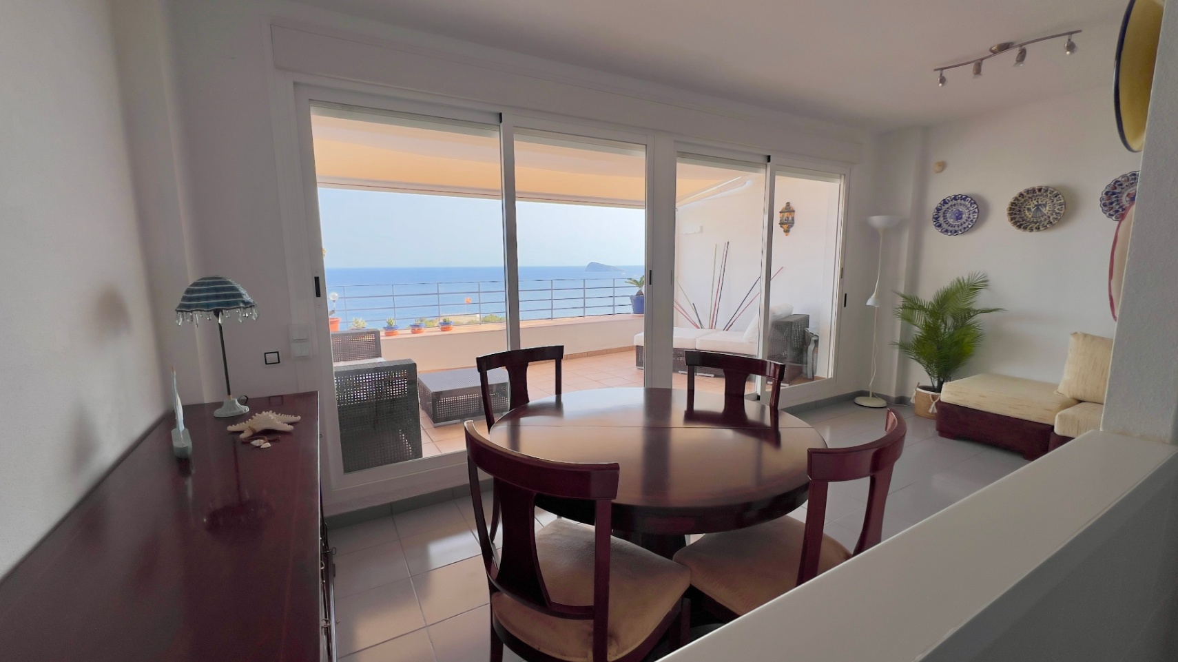 Precioso duplex con vistas al mar en Rincón de L´Oix Benidorm (Alicante)