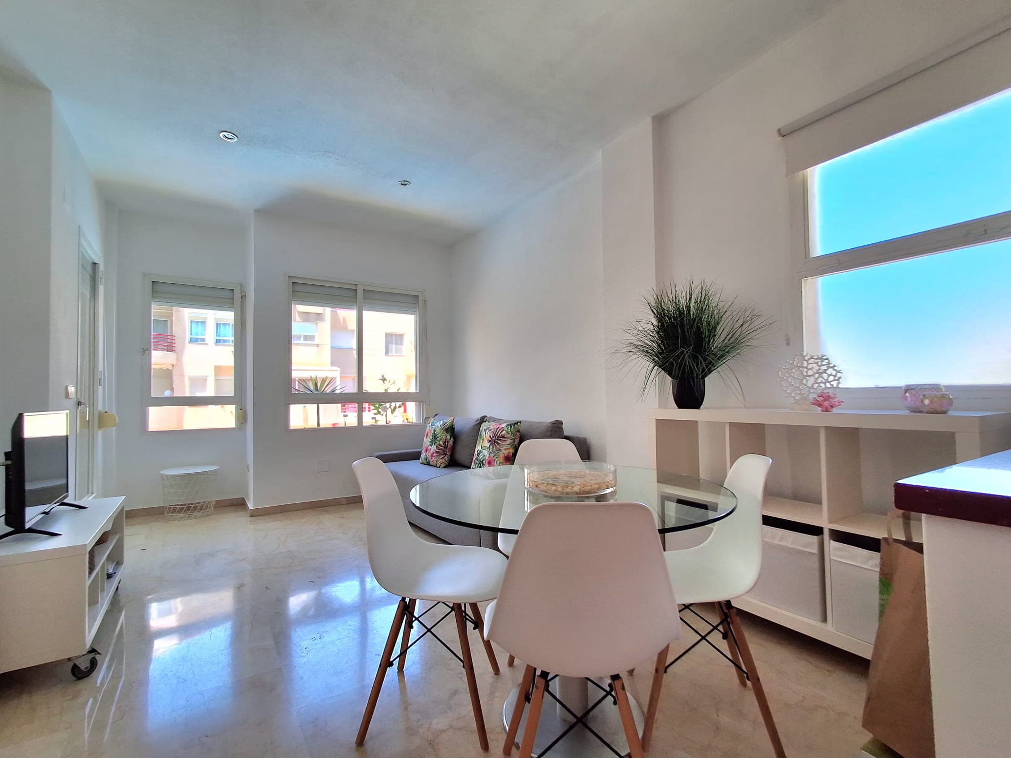 Céntrico y bonito apartamento en El Albir- L´Alfàs del Pí, a escasos pasos del mar!!! Alicante.