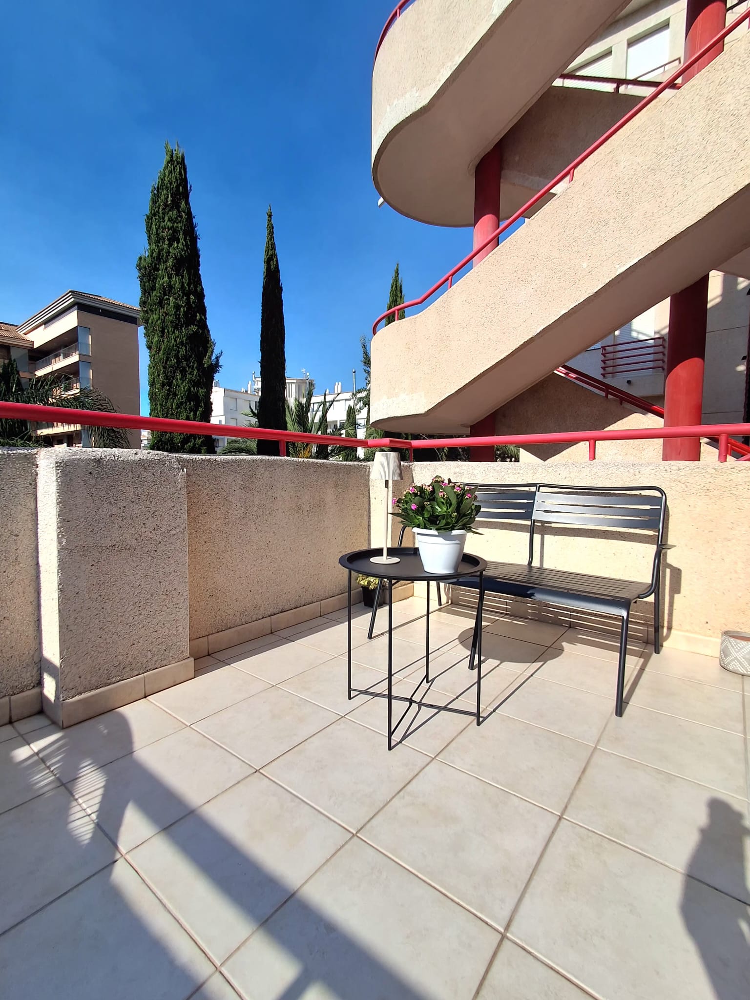 Céntrico y bonito apartamento en El Albir- L´Alfàs del Pí, a escasos pasos del mar!!! Alicante.