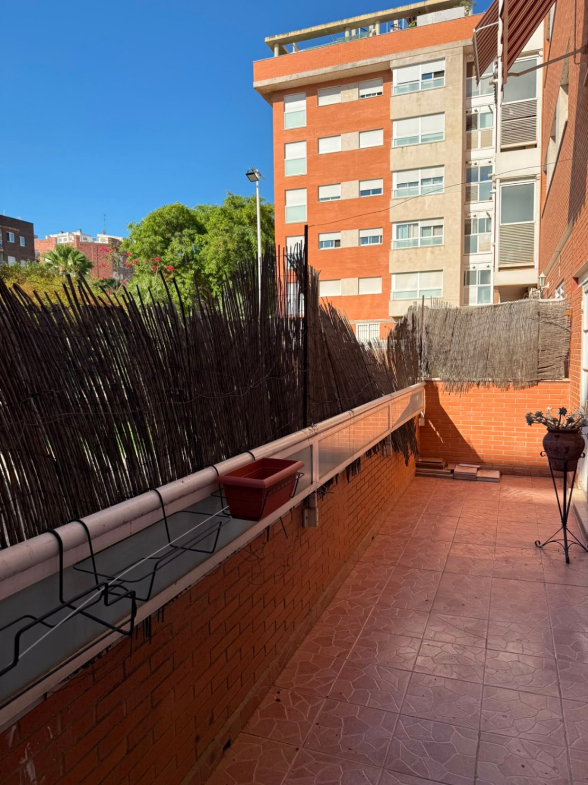 Bonita vivienda con terrazas y plaza de garaje en Manises-El Carmen