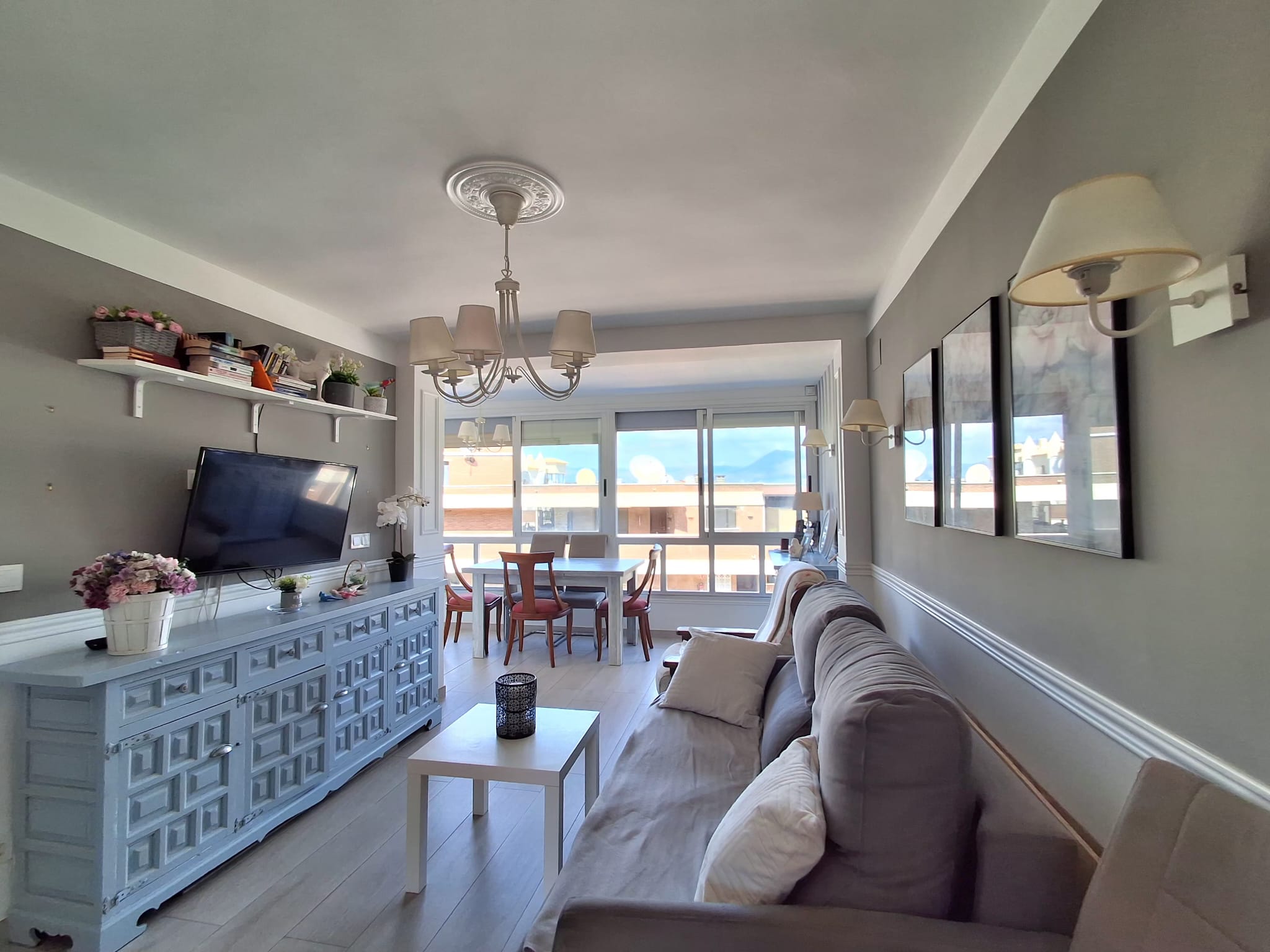 Beautiful apartment with sea and mountain views in L'Albir-L'Alfàs del Pí.