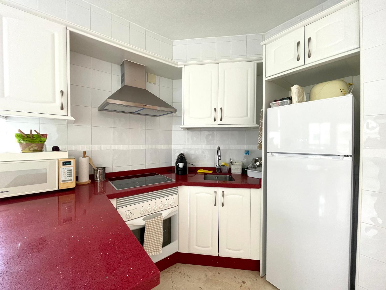 Céntrico y bonito apartamento en El Albir- L´Alfàs del Pí, a escasos pasos del mar!!! Alicante.