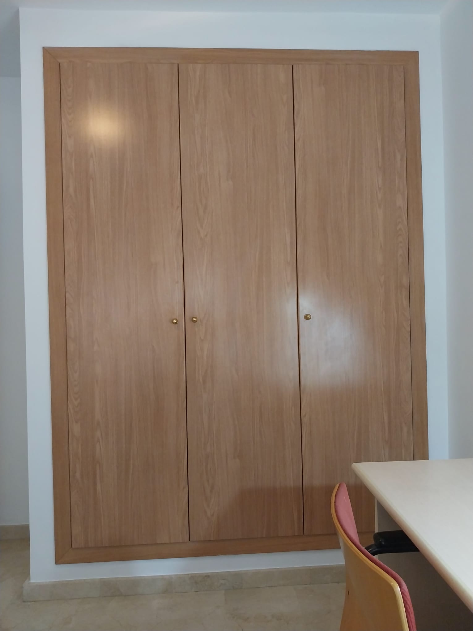 En alquiler! vivienda exterior con plaza de garaje junto a la Ciudad de las Ciencias, València.