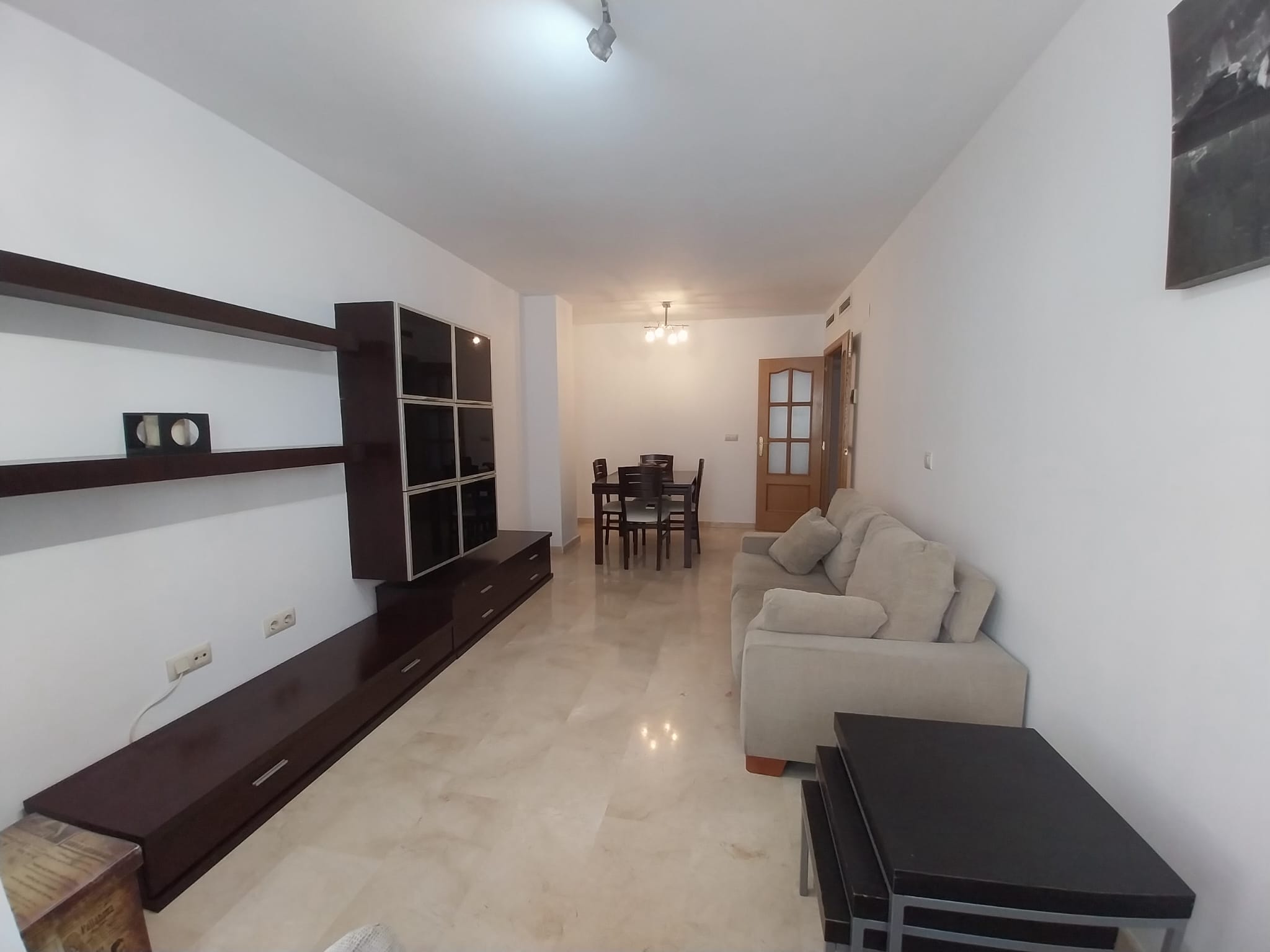 En alquiler! vivienda exterior con plaza de garaje junto a la Ciudad de las Ciencias, València.