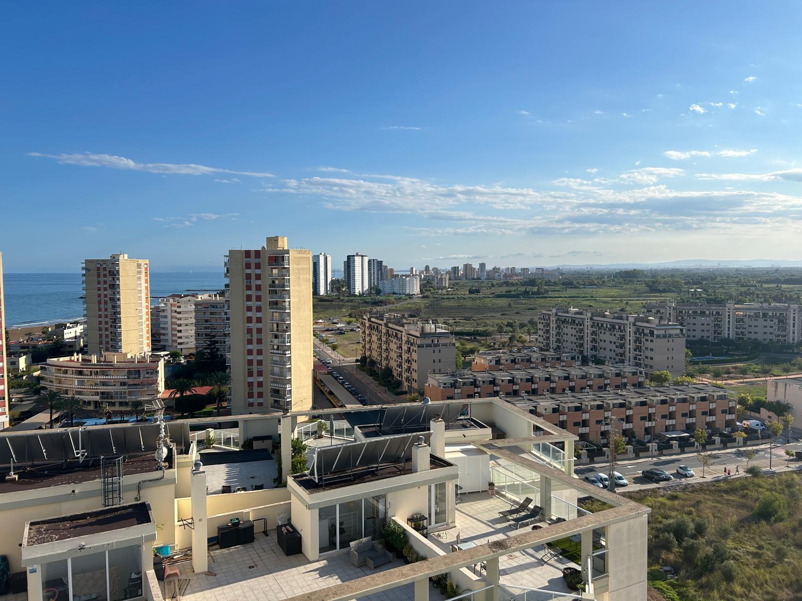  Amplio apartamento en primera línea de playa con plaza de garaje! El Puig de Santa María (Valencia)