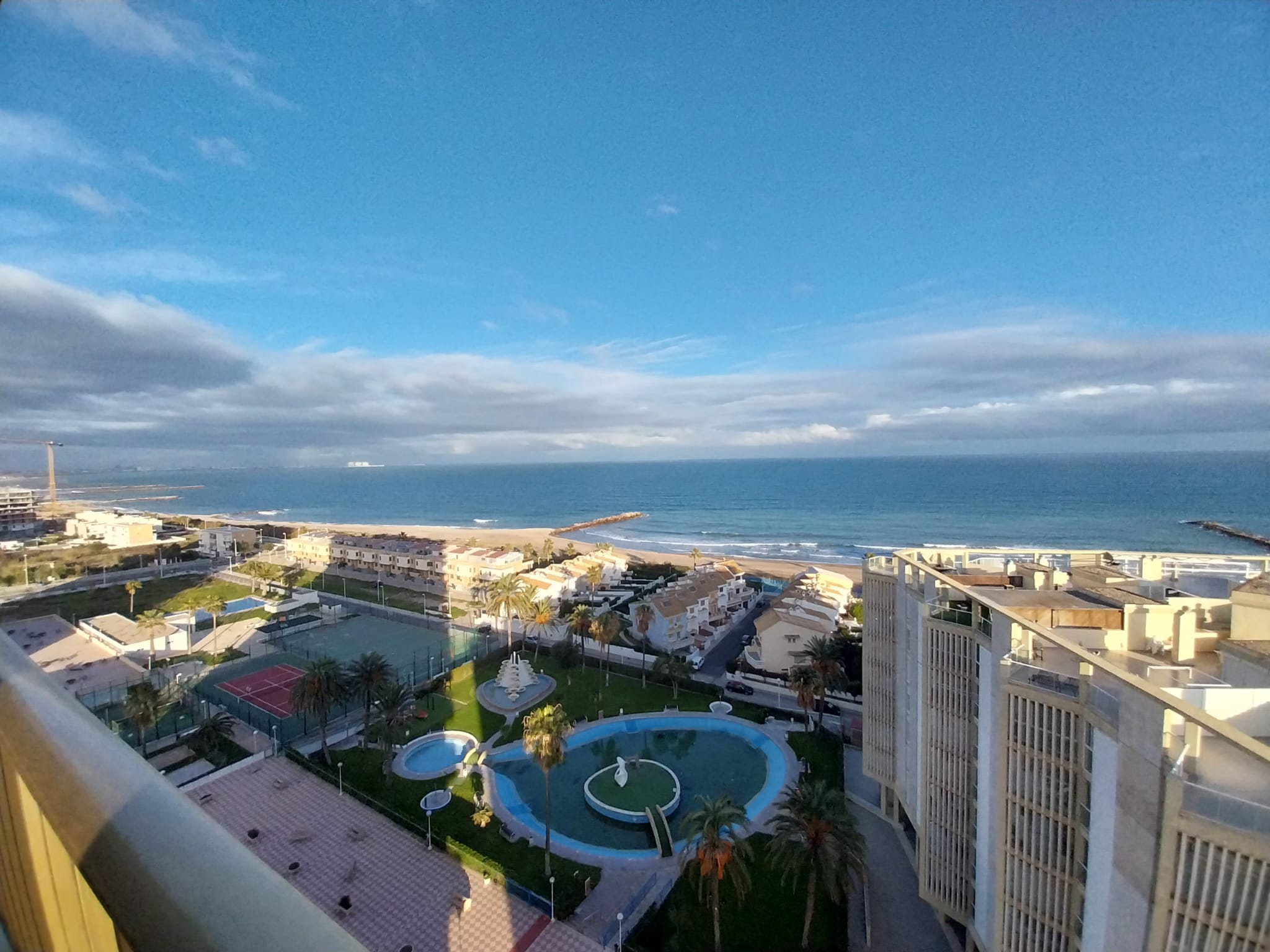  Amplio apartamento en primera línea de playa con plaza de garaje! El Puig de Santa María (Valencia)