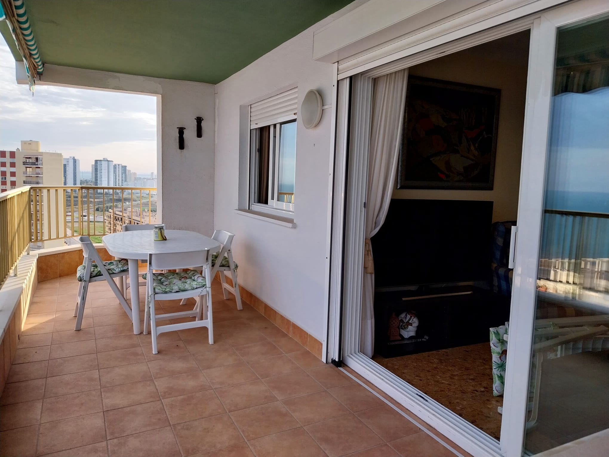  Amplio apartamento en primera línea de playa con plaza de garaje! El Puig de Santa María (Valencia)