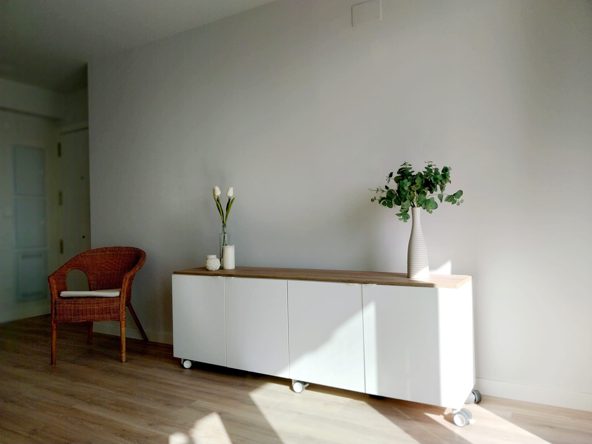 En alquiler, bonito piso a estrenar en Nou Safranar, Valencia.