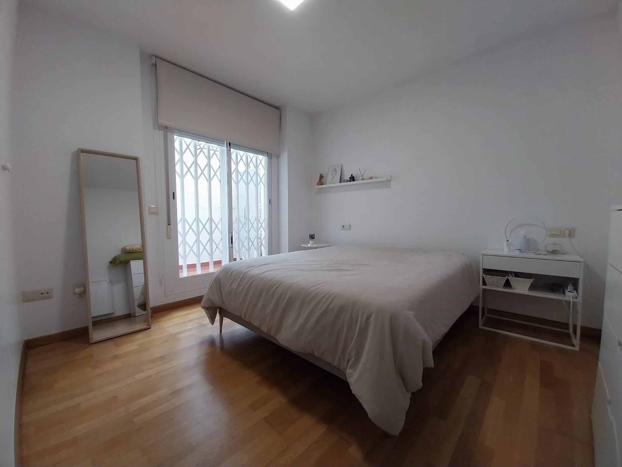 Coqueto e impecable piso en carrer Sagunt, València.