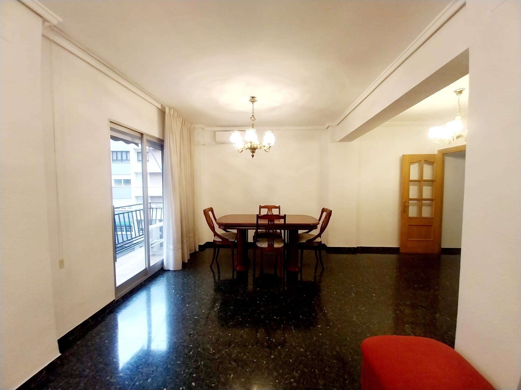 En alquiler! El Carmen València. Vivienda amplia y céntrica!