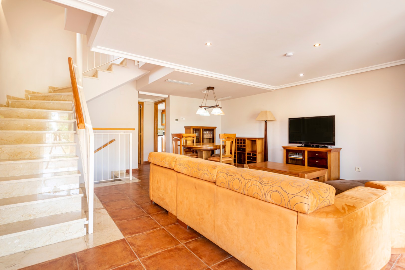 Se alquila Chalet pareado en Canet de Berenguer
